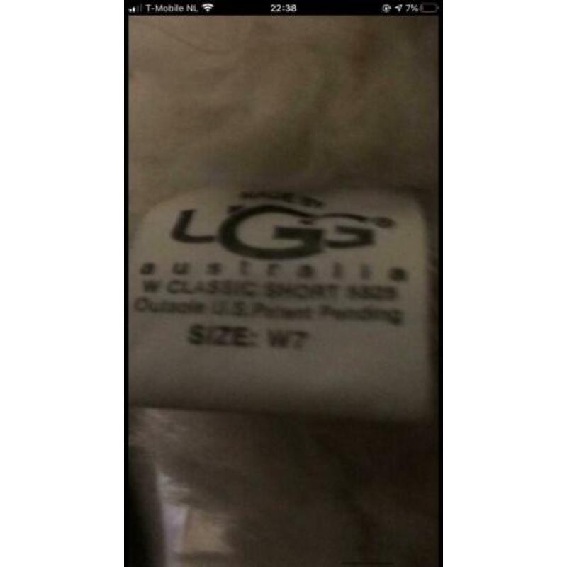 Uggs sand kleur beige maat 38 (W7) gedragen