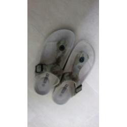 Jongens slippers mt. 39