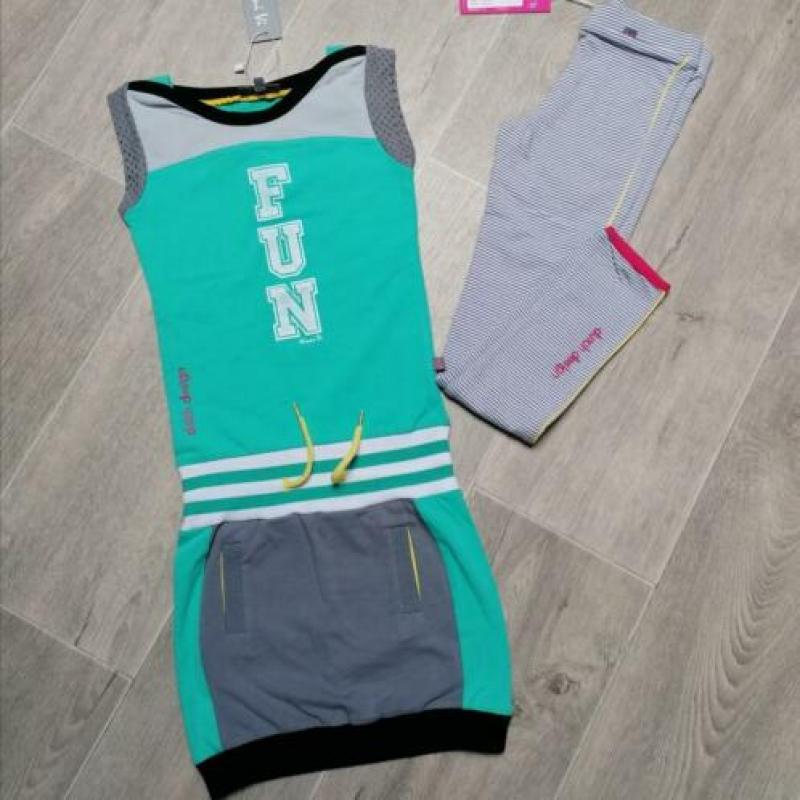 'Nieuw' NINNI VI set 'fun' jurk & legging maat 122/128