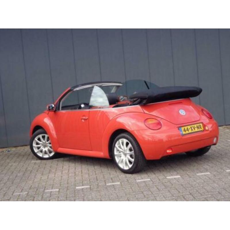 Volkswagen New Beetle Cabriolet 1.6 Highline