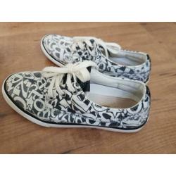 canvas sneakers, maat 35