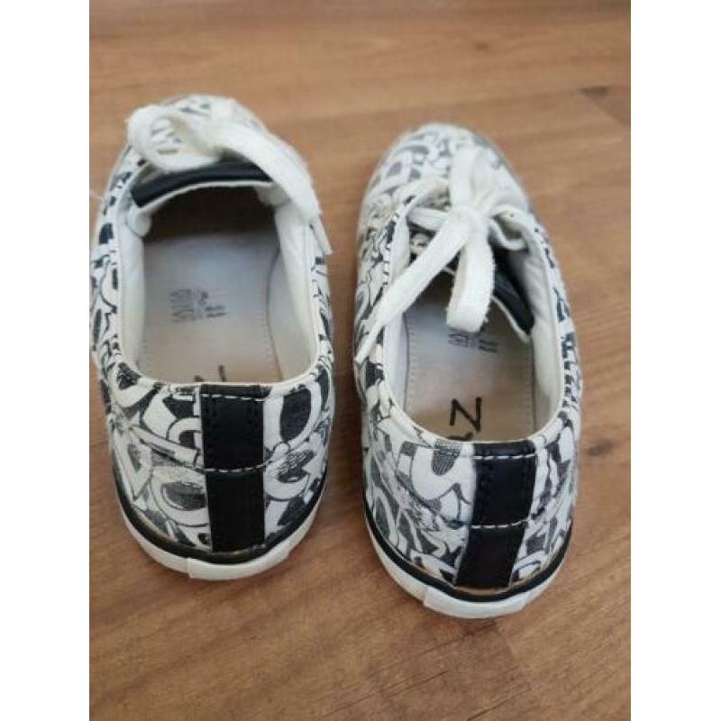 canvas sneakers, maat 35