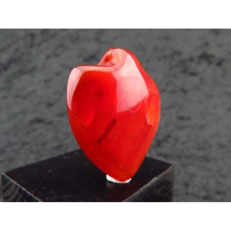 Big Egyptian hart amulet made of carnelian