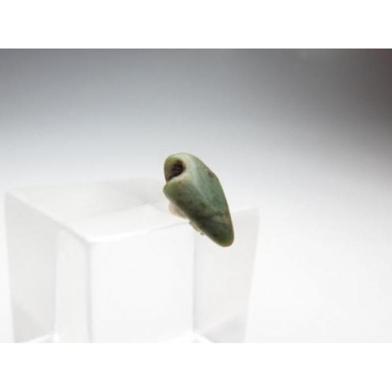 Egyptian hart amulet made of Jade