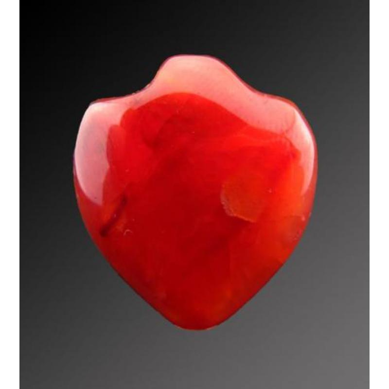 Big Egyptian hart amulet made of carnelian