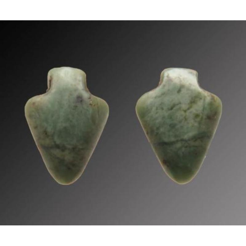 Egyptian hart amulet made of Jade