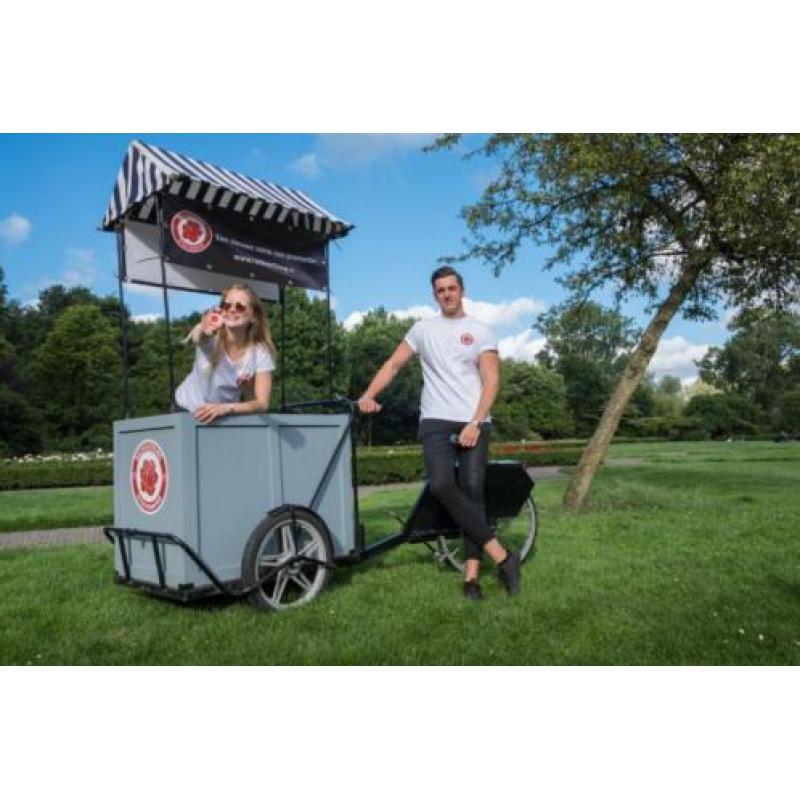 Rijdende Bakfiets Stand met Vernieuwd Watervaste Bodem