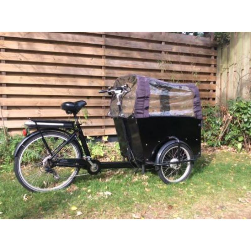 Bakfiets Babboe Big Elektrisch met regenhuif