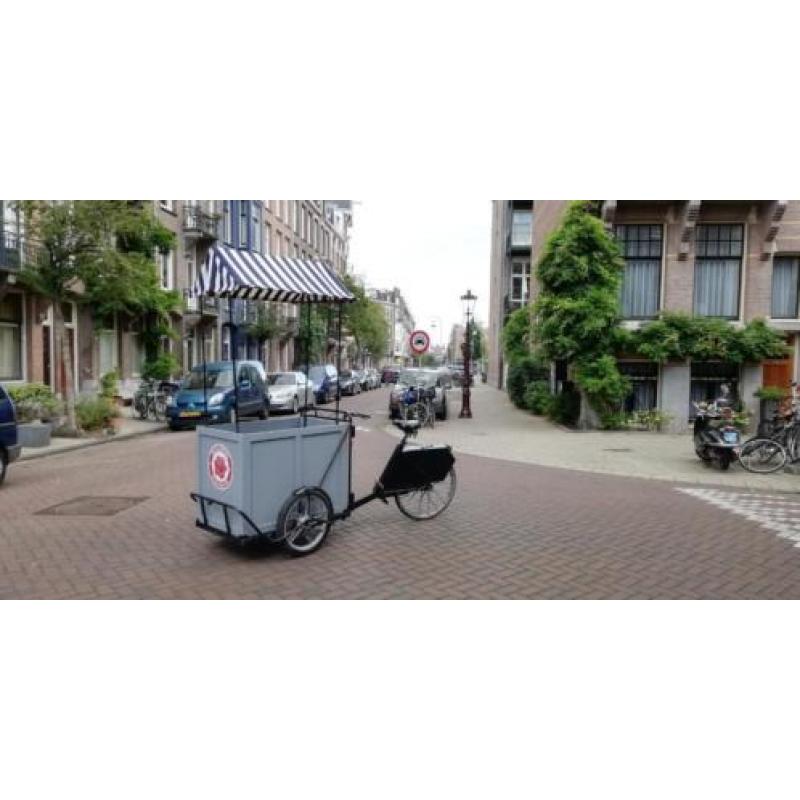 Rijdende Bakfiets Stand met Vernieuwd Watervaste Bodem