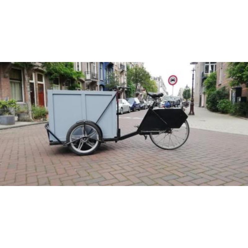 Rijdende Bakfiets Stand met Vernieuwd Watervaste Bodem