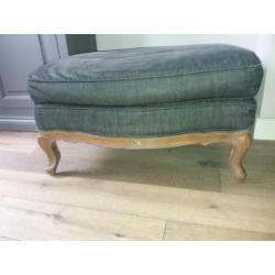 Meuble solitaire fauteuil en hocker