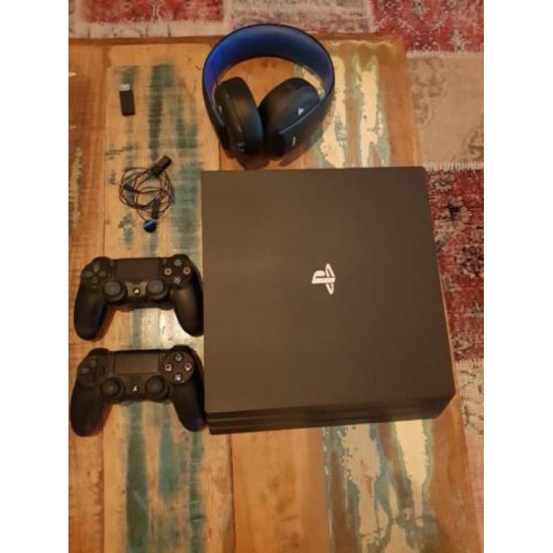 Playstation 4 pro 1TB